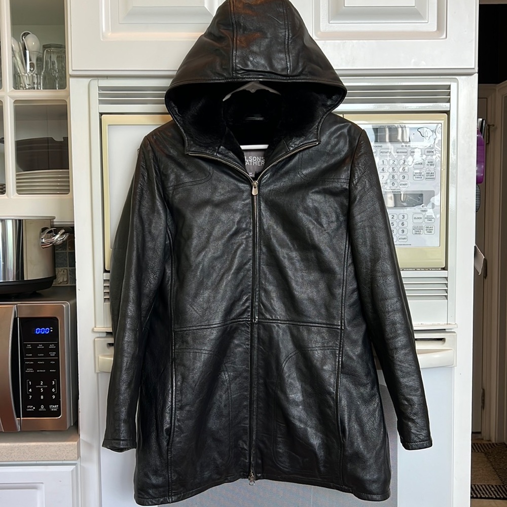 Wilson’s Leather Women’s Jacket, Size Medium; Hooded, Lined, and Longer Length